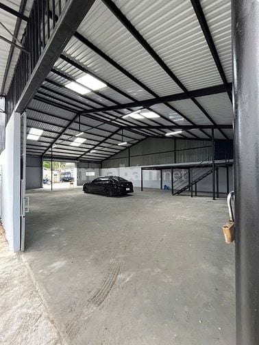 Cho thuê kho xưởng 2 mặt tiền khu vực Quận 12, đường Nguyễn Văn Quá, G