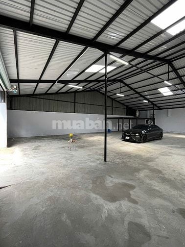 Cho thuê kho xưởng 2 mặt tiền khu vực Quận 12, đường Nguyễn Văn Quá, G