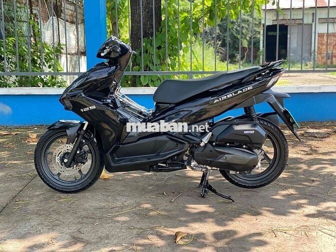 Honda Air Blade 125 4val 2023 Đen 10.000km