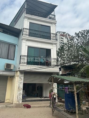 Cho tầng 1+2 nhà mặt đường 2,5 thuận tiện kinh doanh, văn phòng