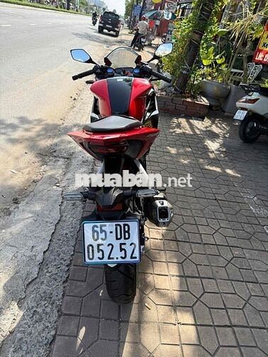 CBR 150R biển số VIP 052.52
