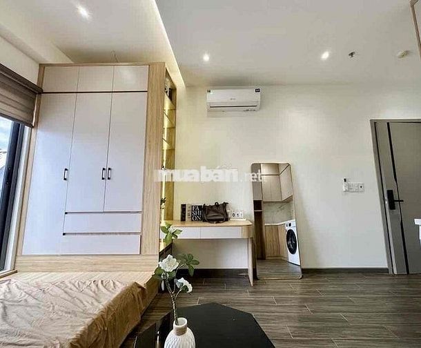 CĂN HỘ BAN CÔNG, FULL NỘI THẤT CAO CẤP, MỚI 100%