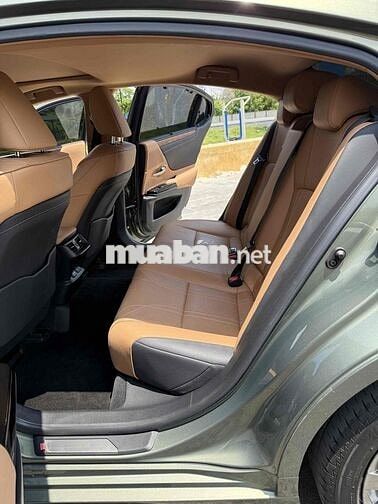 Lexus ES 250 2023 Xám 25.000 km