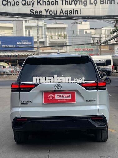 Toyota Innova Cross Hybrid