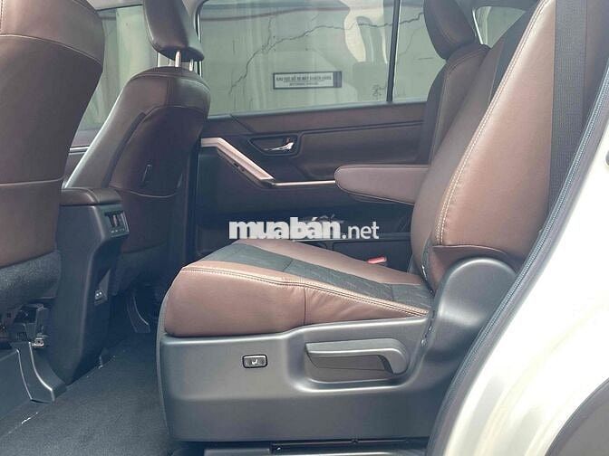 Toyota Innova Cross Hybrid
