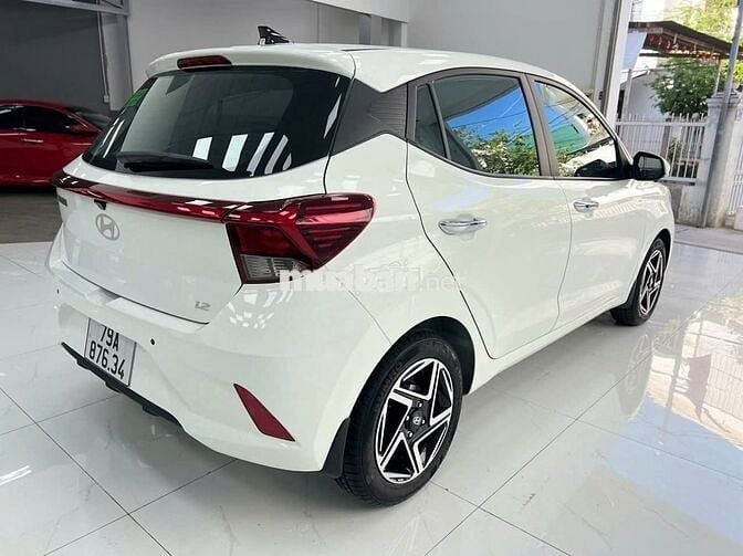 Hyundai i10 AT hatchback 2026 odo 3.668 km