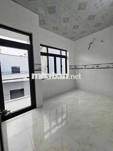 Nhà trệt lầu mới 90% 70m2 02phòng hẻm Đường 30/4  gần Vincom Xuân Kháh