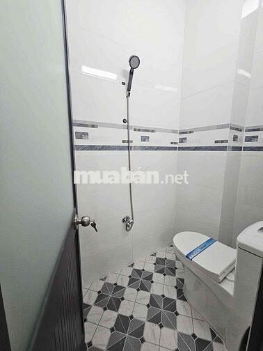 Nhà trệt lầu mới 90% 70m2 02phòng hẻm Đường 30/4  gần Vincom Xuân Kháh