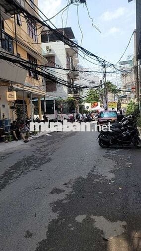 Cho thuê shophouse 45 m² vỉa hè 55 m² tại Ngõ 5 Láng Hạ.