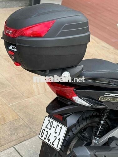 Honda PCX Smartkey 2017 Đen Bóng lên phụ kiện