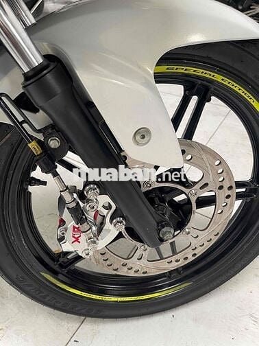 Yamaha Exciter 155 Trắng