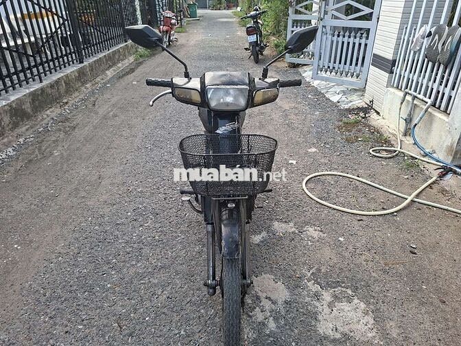Honda Dream II Đen