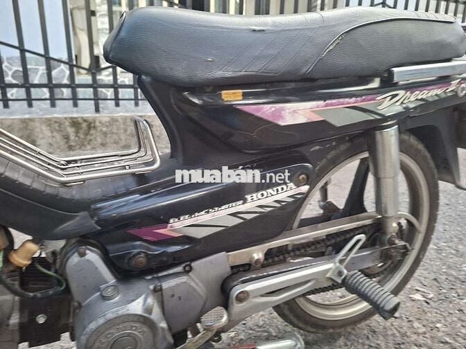 Honda Dream II Đen