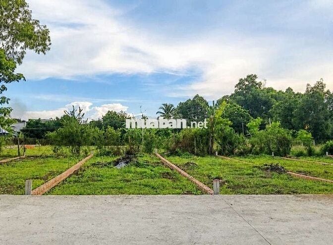 Đất nền gần Chợ, trường học, ủy ban, khu công nghiệp
