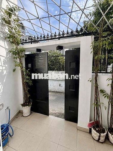 🏡 Nhà Quận 10 - 5 tầng - diện tích 36m2 - 3 phòng ngủ - hẻm 3,5m