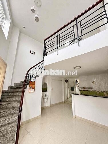 🏡 Nhà Quận 10 - 5 tầng - diện tích 36m2 - 3 phòng ngủ - hẻm 3,5m