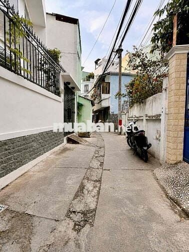 🏡 Nhà Quận 10 - 5 tầng - diện tích 36m2 - 3 phòng ngủ - hẻm 3,5m