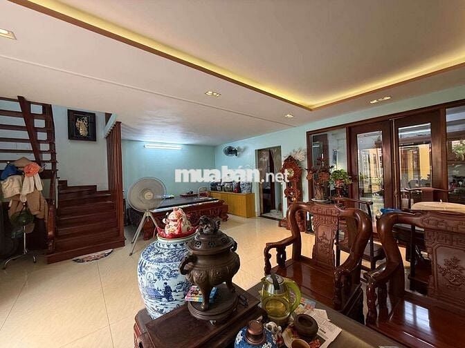 THIÊN LỘC ( KIM CHUNG CŨ ) BIỆT THỰ SÂN VƯỜN ĐƯỜNG  2 XE 7 CHỖ TRÁNH