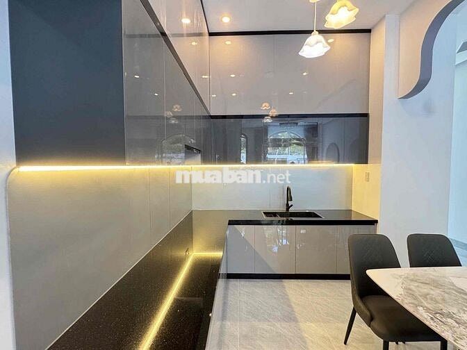 Nhà Phố Hiện Đại Nội Full Nội Thất
