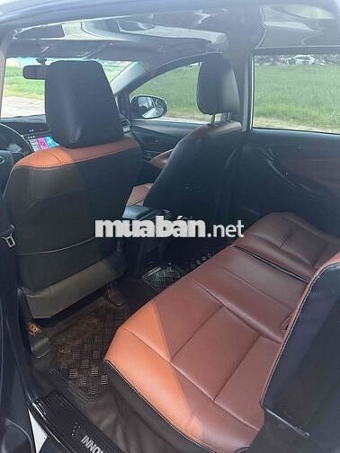 Toyota Innova 2017 Số sàn Trắng 7 chỗ