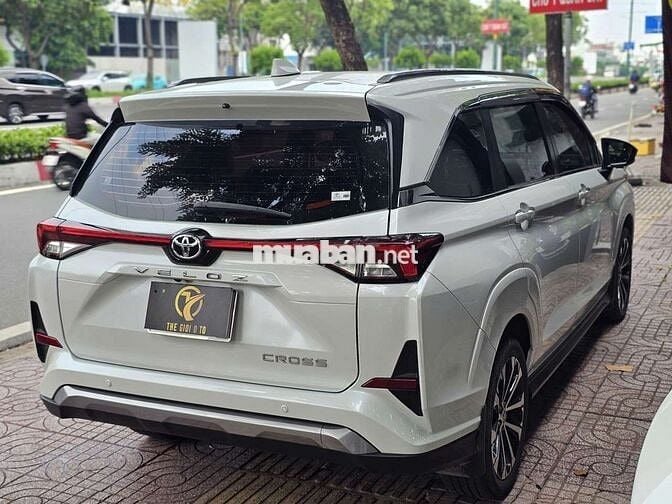 TOYOTA VELOZ TOP SX 2022 ODO 5 VẠN