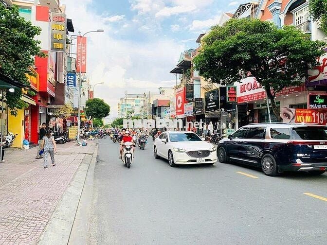 Bán nhà mặt tiền đường Gò Dầu, gần Aeon Mall Tân Phú