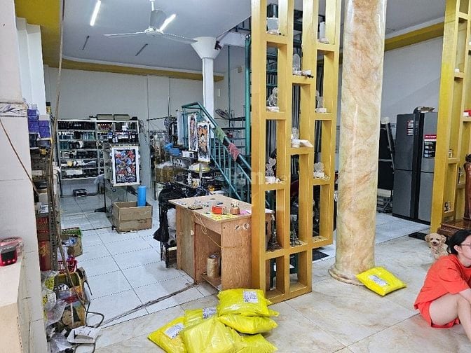 Chính chủ đứng bán nhà đường Khuông Việt 