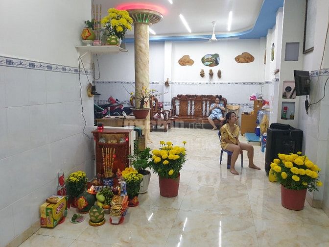 Chính chủ đứng bán nhà đường Khuông Việt 