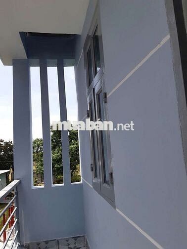 chính chủ bán nhà gần ngã ba mỹ hạnh, long an 