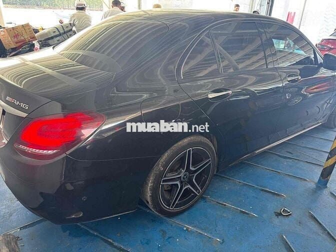 Mercedes-Benz C300 AMG 2019 Đen 10.000 km