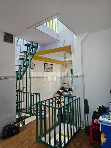 Chính chủ đứng bán nhà đường Khuông Việt 
