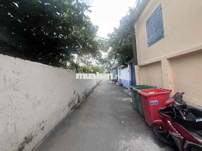 Pass phòng 3tr có gác - đường 19, sau Gigamall đầu tháng 7 trống