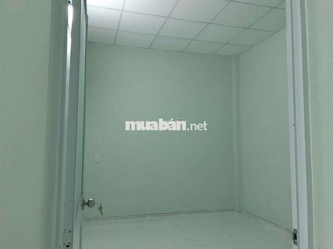 chính chủ bán nhà gần ngã ba mỹ hạnh, long an 