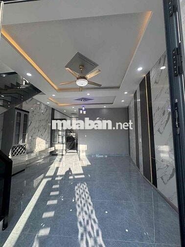 Bán nhà 1 trệt 1 lầu , sổ Hoàn Công DTSD 150m2 , ngay chợ Tân Vạn