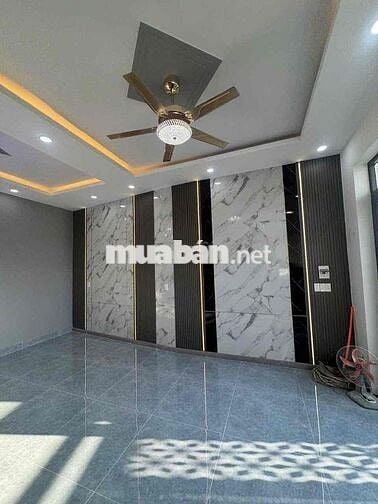 Bán nhà 1 trệt 1 lầu , sổ Hoàn Công DTSD 150m2 , ngay chợ Tân Vạn