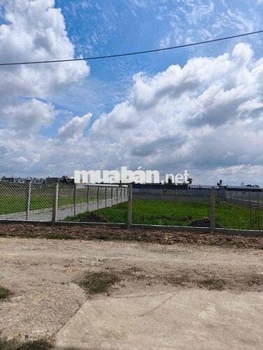 Chính chủ cần bán đất giá 3tỷ2