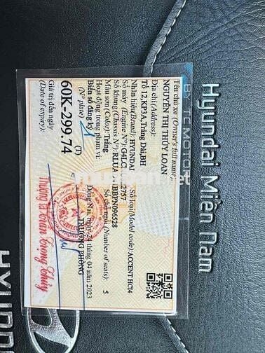 Hyundai Accent Trắng 27435 km