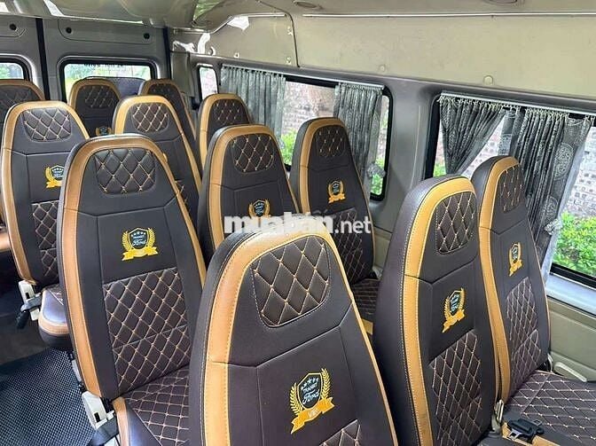 Ford Transit 16 chỗ 2018 185000 km Vàng cát