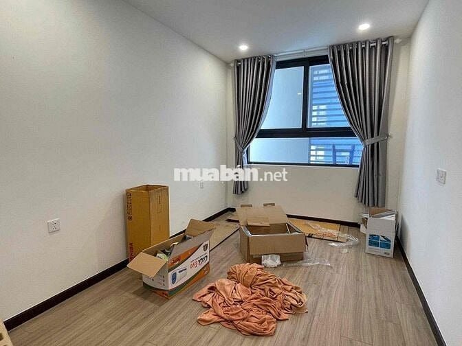 Cho thuê C Sky View Gần đủ nội thất 2Pn 2Wc 80m2 tại Thủ Dầu Một