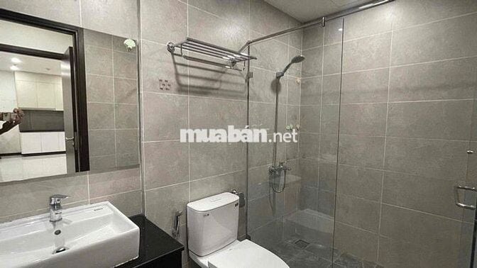 Cho thuê C Sky View Gần đủ nội thất 2Pn 2Wc 80m2 tại Thủ Dầu Một