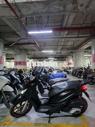 Medley 150iget ABS 2021 Đen sần