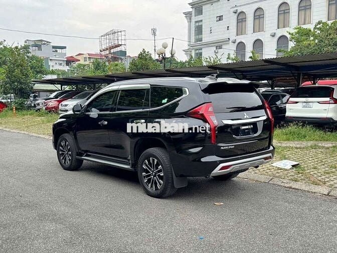 Mitsubishi Pajero Sport 2022 đi ít