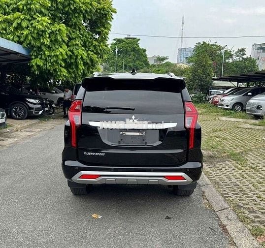 Mitsubishi Pajero Sport 2022 đi ít