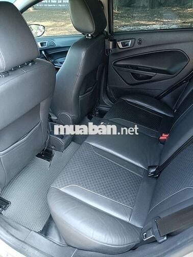 Ford Fiesta cọp như mới