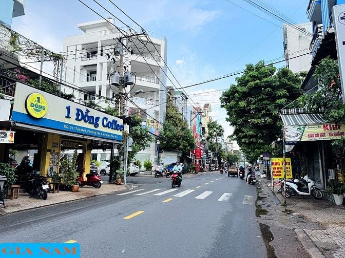BÁN NHÀ MẶT TIỀN KINH DOANH : 207 TÂN QUÝ - P. TÂN QUÝ - Q. TÂN PHÚ