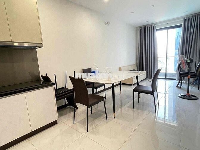 Cho thuê C Sky View Gần đủ nội thất 2Pn 2Wc 80m2 tại Thủ Dầu Một