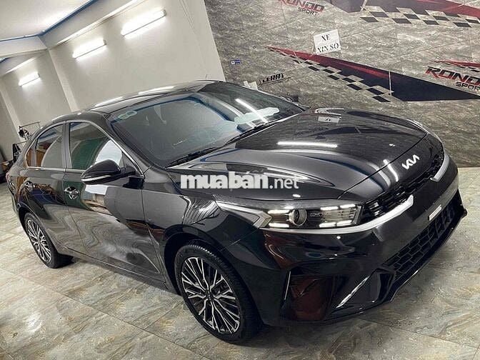 Kia K3 2025 Luxury 1.6 AT - 7000 km