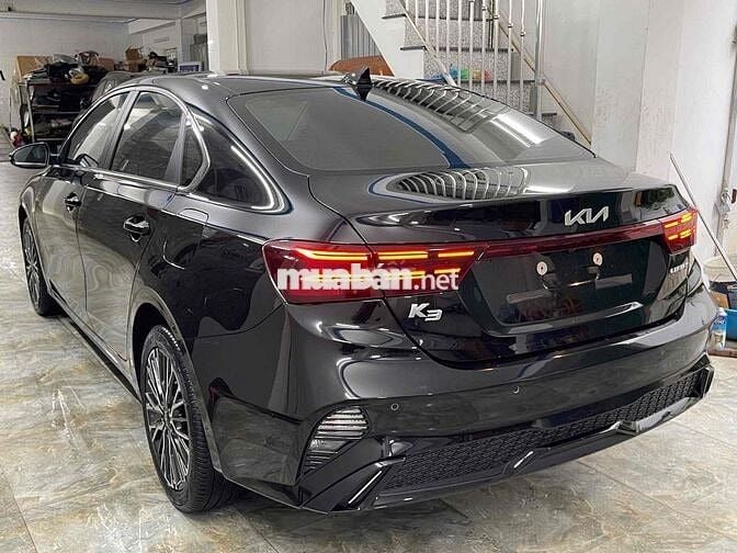Kia K3 2025 Luxury 1.6 AT - 7000 km
