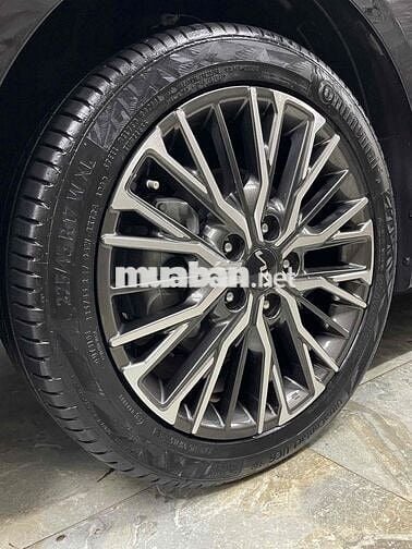Kia K3 2025 Luxury 1.6 AT - 7000 km