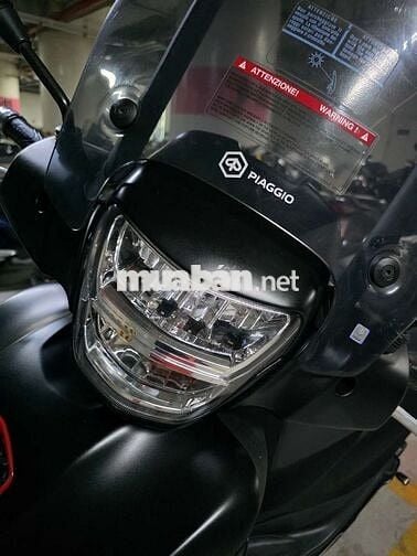Medley 150iget ABS 2021 Đen sần